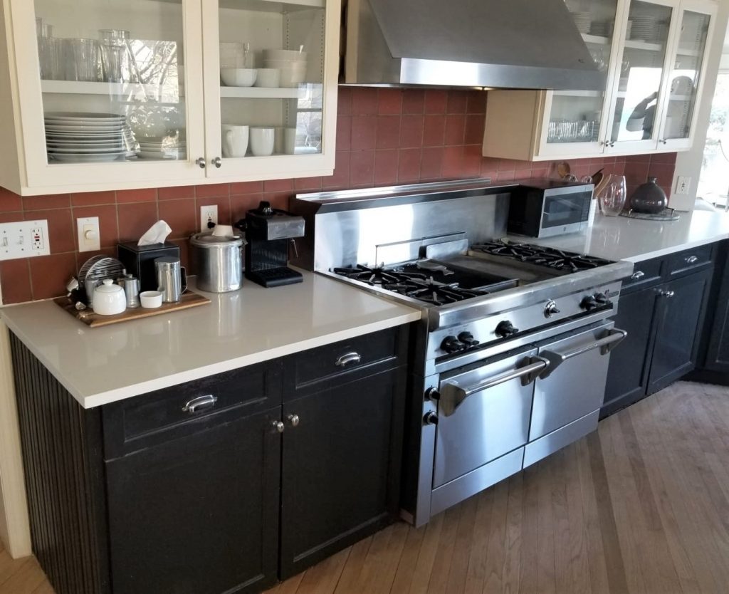 Updated Traditional Kitchen Kitchen Remodel by CEPM Granite and Quartz Inc. project photo 2